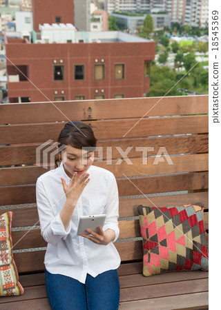 咖啡廳店員 18545369
