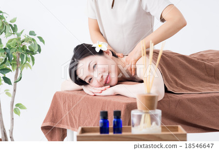 Esthetic image Esthetic image 18546647