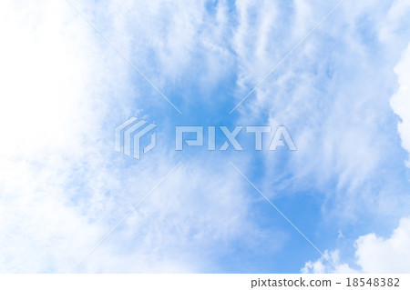 Autumn sky White cloud and blue sky Background material Copy space Character space Muscle cloud Cumulus cloud cloud Cirrus cloud cloud Autumn sky White cloud and blue sky Background material Copy space Character space Muscle cloud Cumulus cloud cloud Cirrus cloud cloud 18548382