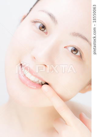 Beauty image teeth Beauty image teeth 18550063