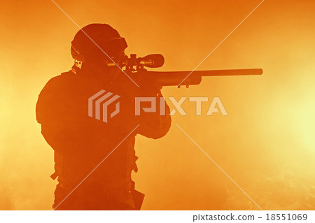 Police officer SWAT 18551069