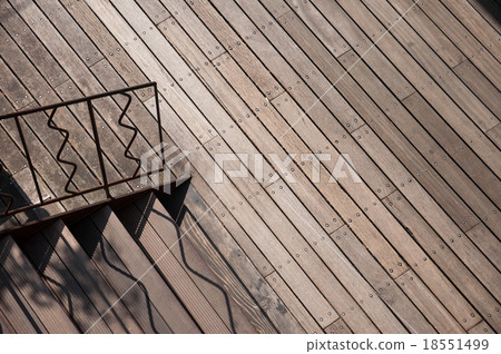 Wooden pathway with stair 18551499