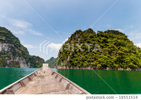 Longtail boat at Cheow Lan Lake, Thailand 18551514