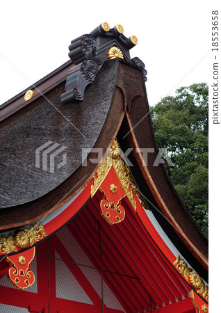 Fushimi-Inari Taisha Shrine's gable-2 18553658