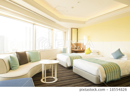 Women's journey 18554826