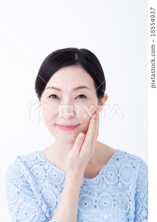 美女形象(中女) 美女形象(中女) 18554937
