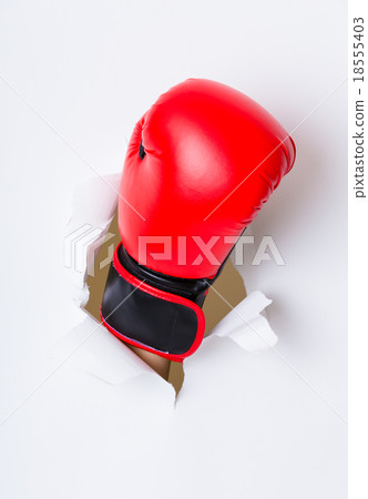 Boxer glove breaking paper 18555403
