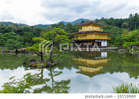 Golden Pavilion in Kyoto 18559990