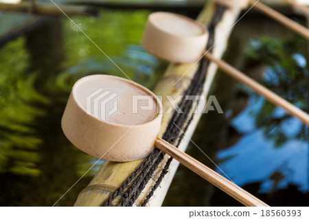 Traditional bamboo water scoop 18560393