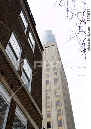 Three buildings, Toronto, May 2015 18565844