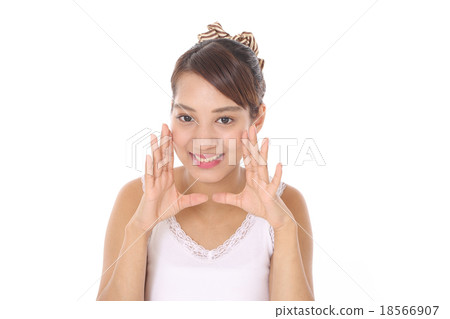 女孩們宣布 18566907