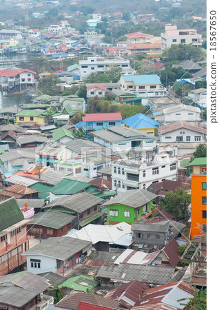 many color town 18567650