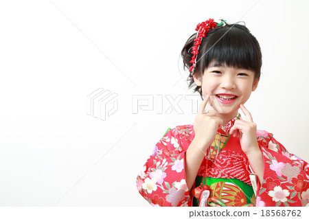 7歲的Shichigosan 7歲的Shichigosan 18568762