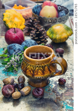 Still life with tea and fruit 18571765