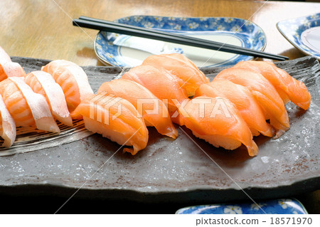 Salmon sushi 18571970