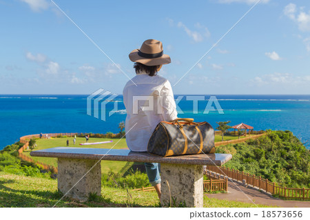 Women traveling in Okinawa Women traveling in Okinawa 18573656