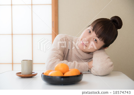 Kotatsu women 18574743