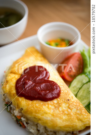 煎蛋飯 18579782