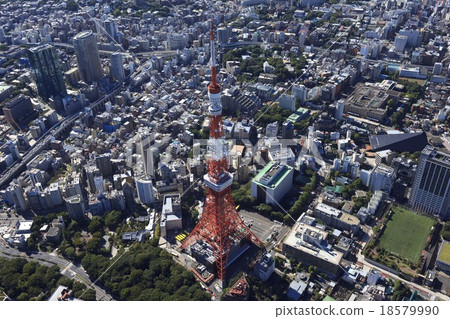 在東京鐵塔 18579990