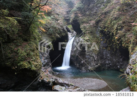 Kamogaya峽谷 18581013