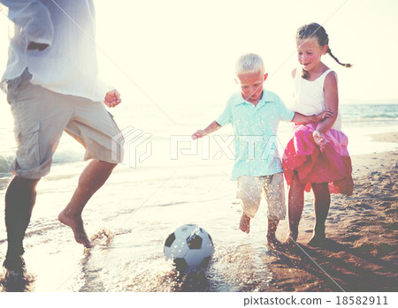 Family playing beach Happiness Relation Concept 18582911