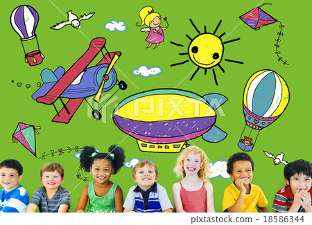 Drawing Artistic Childhood Kids Playful Concept Drawing Artistic Childhood Kids Playful Concept 18586344