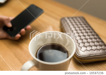 咖啡時間序列 18587236