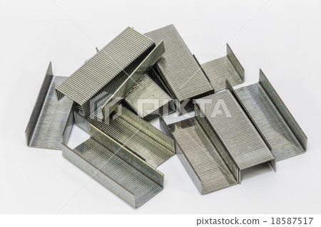 Metal staples Metal staples 18587517