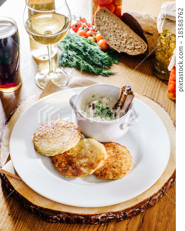 potato pancakes 18588762