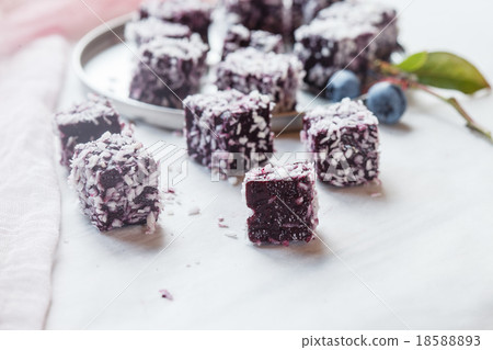 homemade berry gelatin dessert 18588893