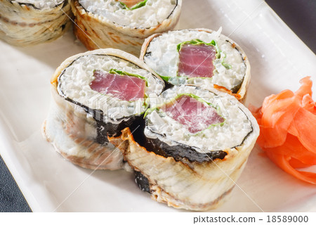 tasty sushi 18589000