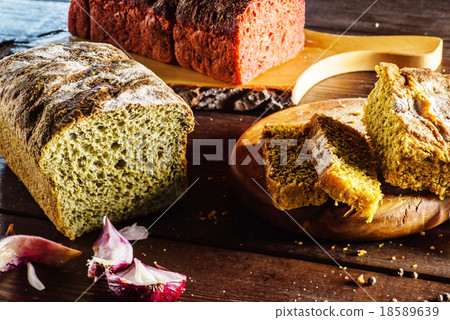 healthy bread 18589639