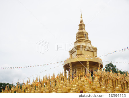 Beautiful Temple, Wat Pa Sawang Bun ,Thailand. 18594313