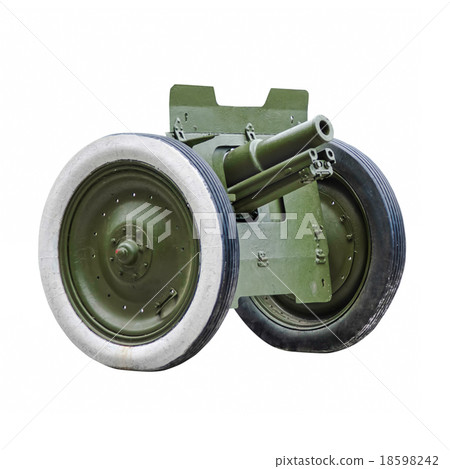 cannon isolated on white, World War II cannon isolated on white, World War II 18598242