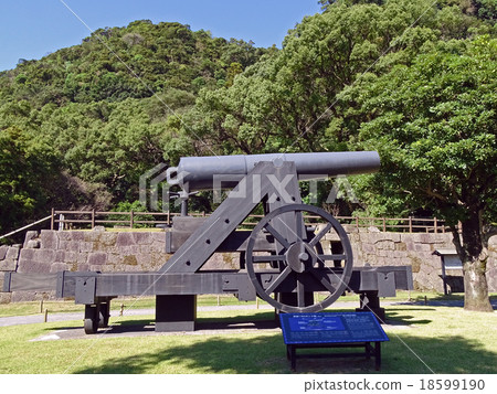 Replica of cast iron cannon with reflector furnace site 18599190