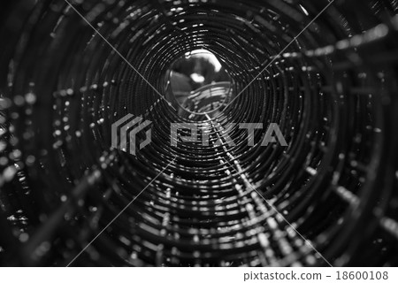 Mesh building 18600108