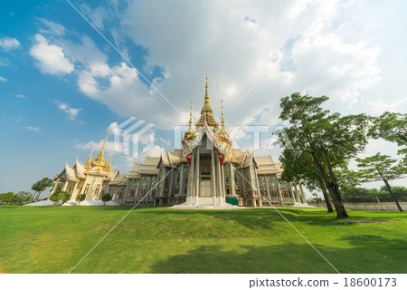 Temple , Wat thai They are public domain Temple , Wat thai They are public domain 18600173