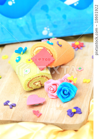 Gum paste made from sugar for decorating pastry Gum paste made from sugar for decorating pastry 18601922