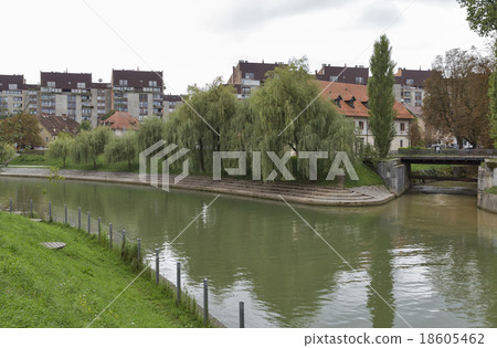 Confluence of Ljubljanica and Gradascica rivers 18605462