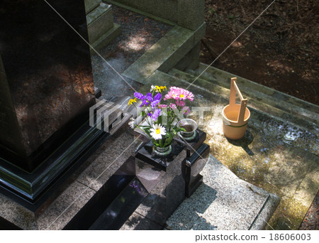 清理墳墓 18606003