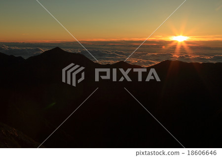 Sunrise from Okuhiko-taki 18606646