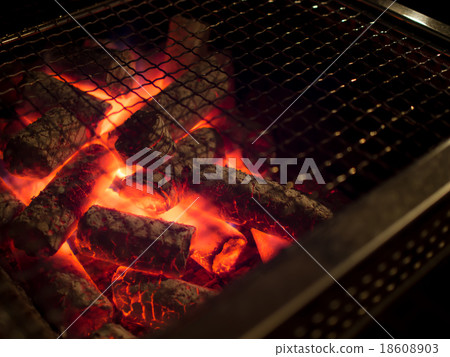 Charcoal fire · barbecue 18608903