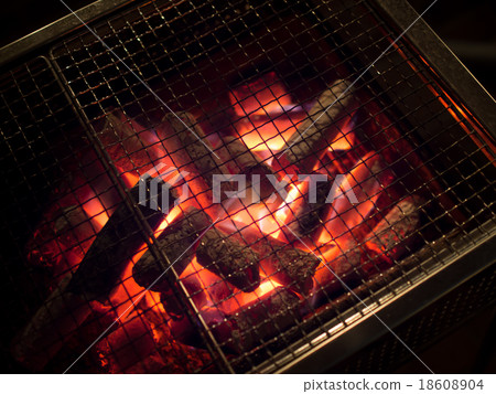 Charcoal fire · barbecue 18608904