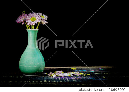 still life vase with flowers Black background 18608991