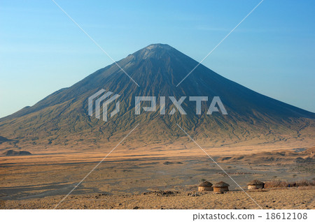 Ol Doinyo Lengai volcano, Tanzania 18612108