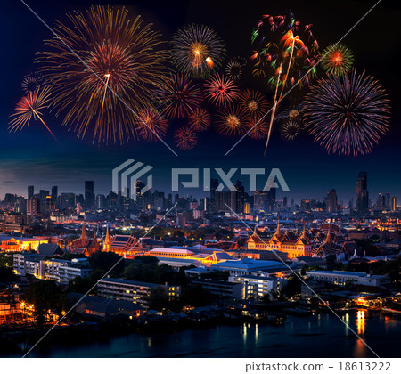 Multiple fireworks exploding over Grand Palace, 18613222