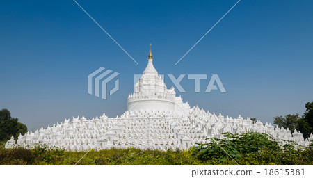 White pagoda of Hsinbyume in Mingun, Myanmar White pagoda of Hsinbyume in Mingun, Myanmar 18615381