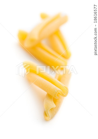 uncooked pasta caserecce 18616577