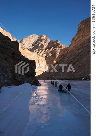 Chadar Trek or Trekking on Frozen Zanskar River Chadar Trek or Trekking on Frozen Zanskar River 18616724