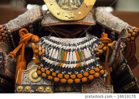 Takashi's armor 4 18619178